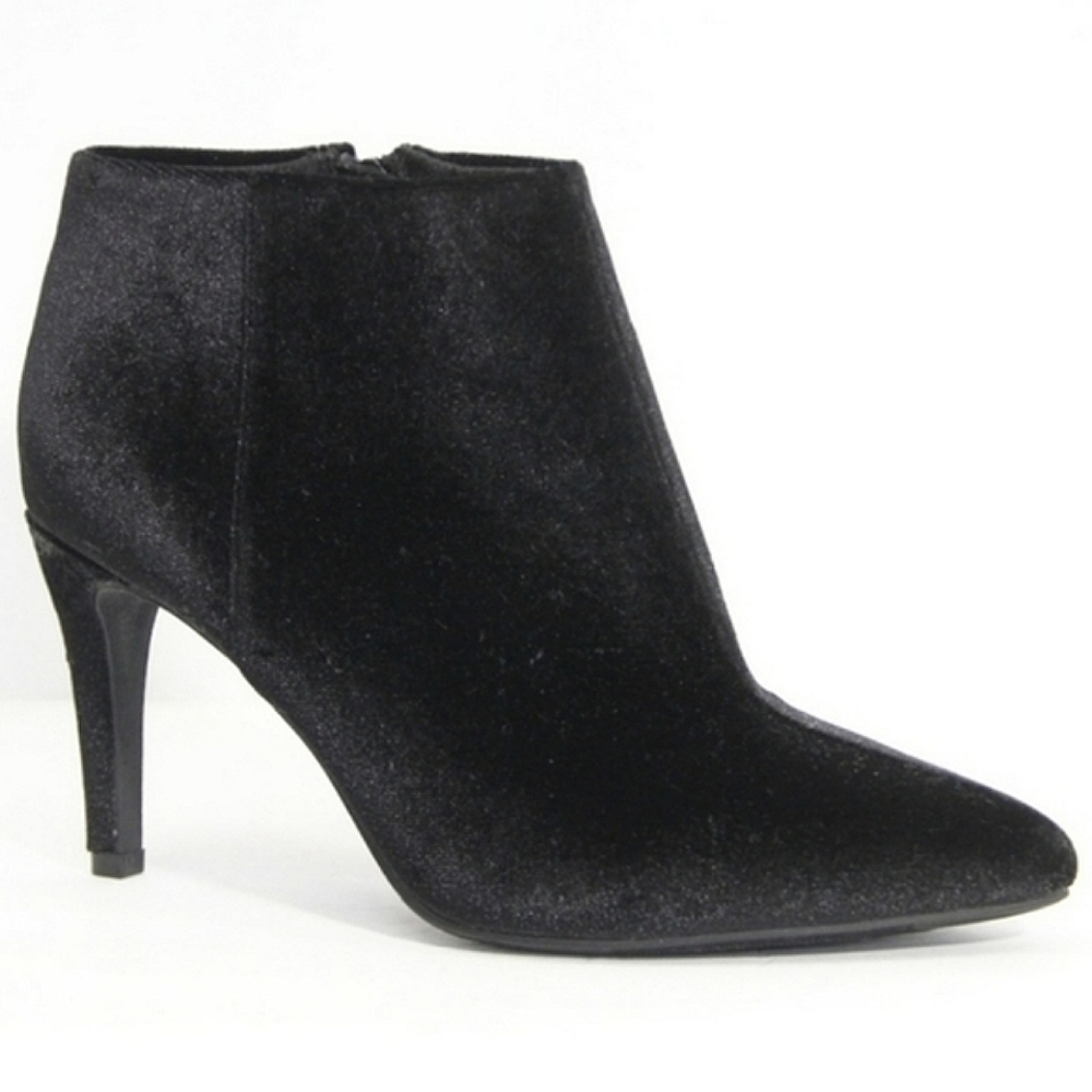 Old Navy Black Velvet Heeled Ankle Boots Pointy Toe Side Zipper Size 8